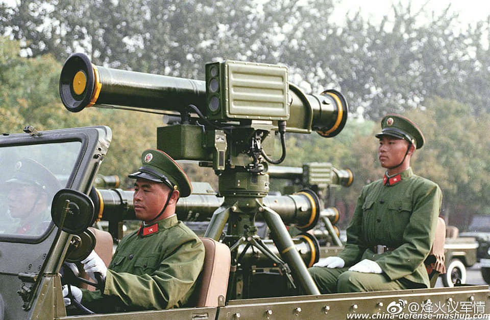 Ngạc nhiên trước hình ảnh Quân đội Trung Quốc cách đây hơn 3 thập kỷ - Ảnh 7. Ngạc nhiên trước hình ảnh Quân đội Trung Quốc cách đây hơn 3 thập kỷ - Ảnh 7.