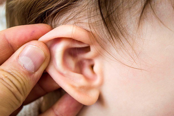 Viêm tai giữa cơn ác mộng của cha mẹ có con nhỏ: 3 sai lầm khiến bệnh càng thêm nặng - Ảnh 2. Viêm tai giữa cơn ác mộng của cha mẹ có con nhỏ: 3 sai lầm khiến bệnh càng thêm nặng - Ảnh 2.