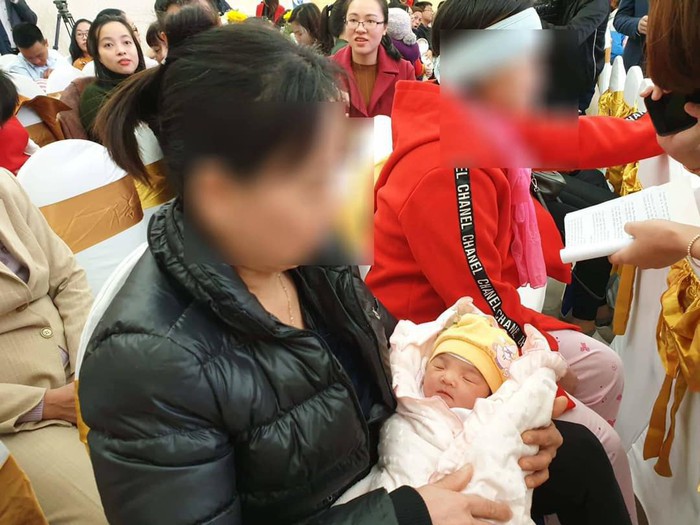 100 em bé đã chào đời từ phương pháp thụ tinh ống nghiệm tại 1 bệnh viện tỉnh - Ảnh 1. 100 em bé đã chào đời từ phương pháp thụ tinh ống nghiệm tại 1 bệnh viện tỉnh - Ảnh 1.