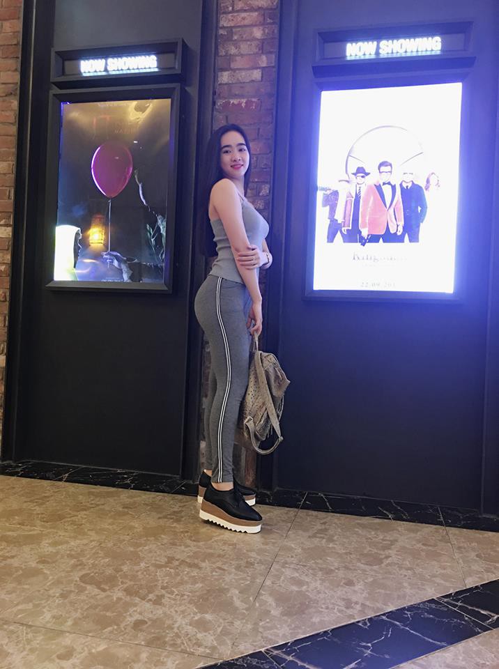 Cô gái nóng bỏng đi xe phân khối lớn trên đường Cần Thơ: Tôi thế nào cứ gặp đi rồi biết! - Ảnh 8. Cô gái nóng bỏng đi xe phân khối lớn trên đường Cần Thơ: Tôi thế nào cứ gặp đi rồi biết! - Ảnh 8.