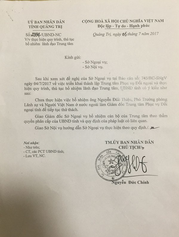 Chủ tịch tỉnh Quảng Trị: Tôi ký quyết định chưa bổ nhiệm con trai - Ảnh 1.