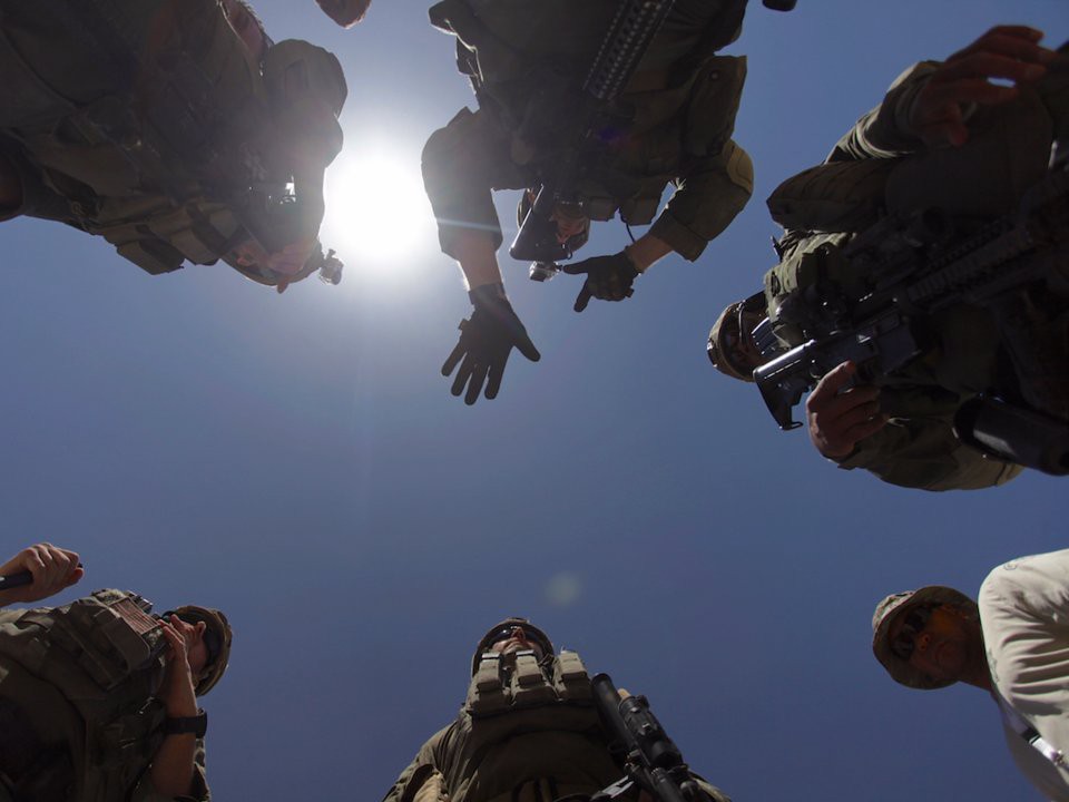 Đột kích lò đào tạo đặc nhiệm tinh nhuệ cho cả thế giới - Ảnh 14. Đột kích lò đào tạo đặc nhiệm tinh nhuệ cho cả thế giới - Ảnh 14.