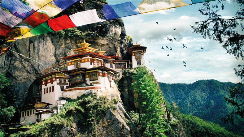 Ngày Quốc tế hạnh phúc: Câu chuyện về Bhutan và những con người luôn nhìn đời bằng ánh mắt lạc quan - Ảnh 1. Ngày Quốc tế hạnh phúc: Câu chuyện về Bhutan và những con người luôn nhìn đời bằng ánh mắt lạc quan - Ảnh 1.