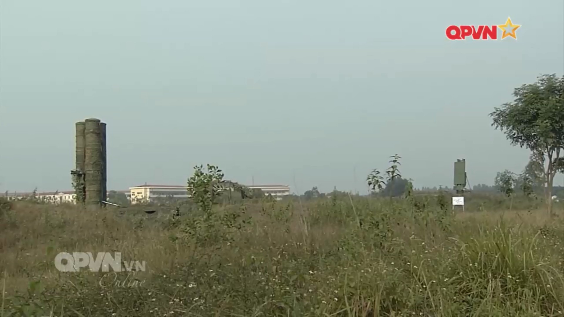 Việt Nam tích hợp thành công thiết bị tự chế tạo cho tên lửa phòng không S-300PMU1 - Ảnh 1. Việt Nam tích hợp thành công thiết bị tự chế tạo cho tên lửa phòng không S-300PMU1 - Ảnh 1.