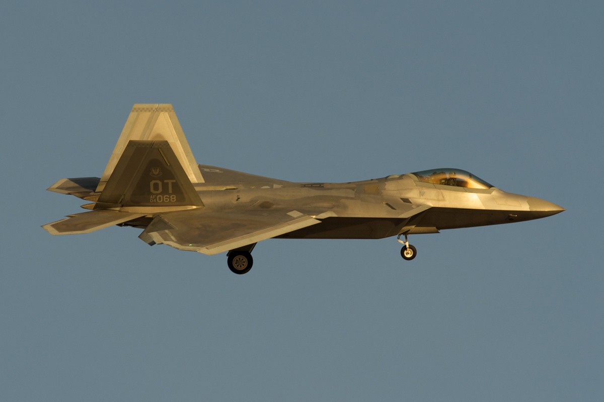 Mỹ sẽ phải hối hận vì quyết định bóp chết tiêm kích F-22? - Ảnh 3. Mỹ sẽ phải hối hận vì quyết định bóp chết tiêm kích F-22? - Ảnh 3.