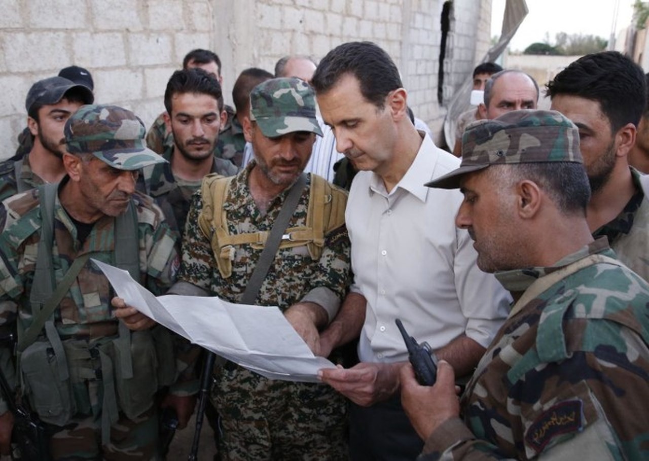 Tử địa Douma, Syria sẽ đổi chủ: Hoà bình hay là một chiến dịch đẫm máu? - Ảnh 1. Tử địa Douma, Syria sẽ đổi chủ: Hoà bình hay là một chiến dịch đẫm máu? - Ảnh 1.