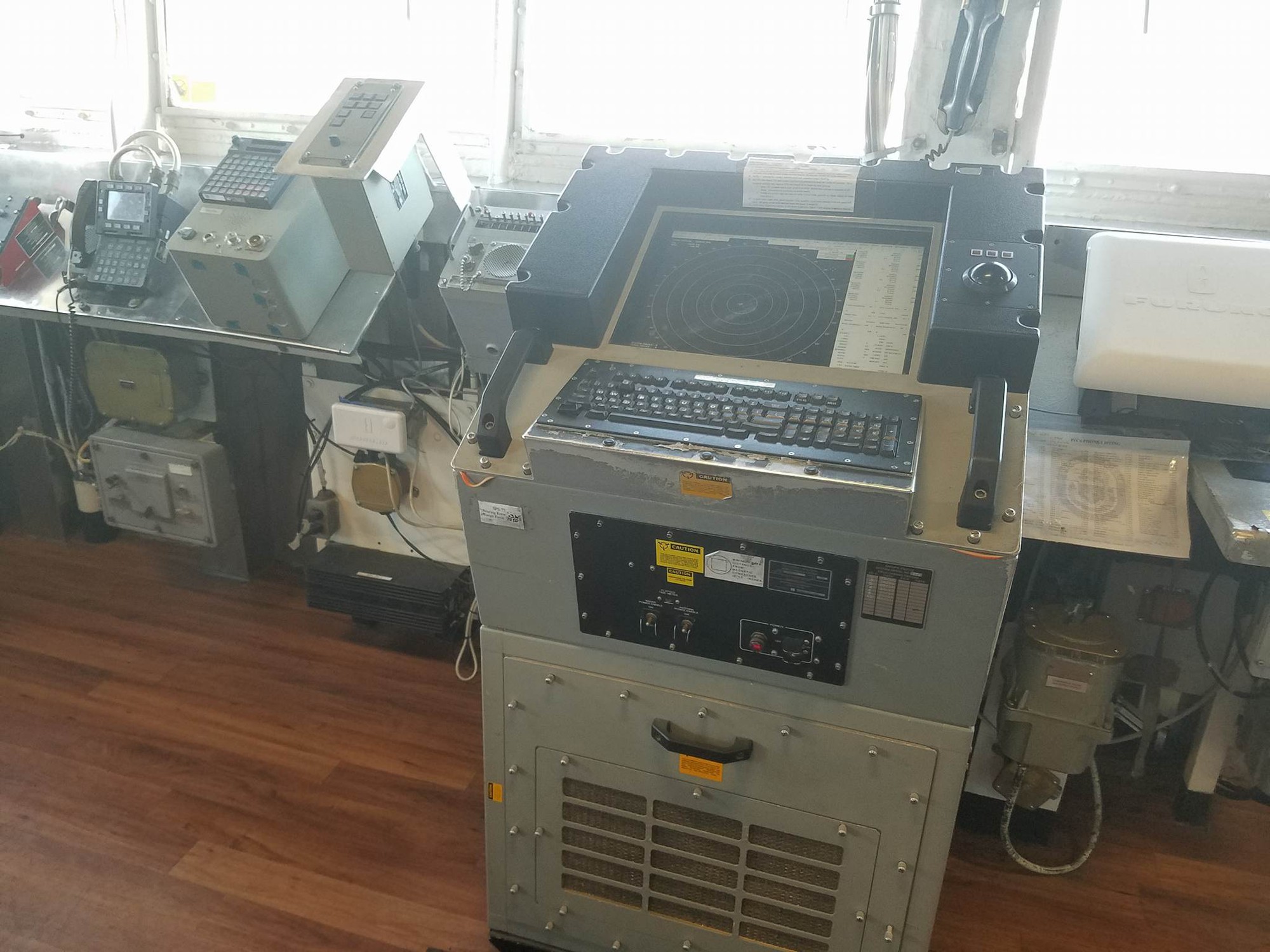 Mục kích dàn vũ khí biểu tượng cho sức mạnh Mỹ trên tàu khu trục USS Wayne E. Meyer - Ảnh 24. Mục kích dàn vũ khí biểu tượng cho sức mạnh Mỹ trên tàu khu trục USS Wayne E. Meyer - Ảnh 24.