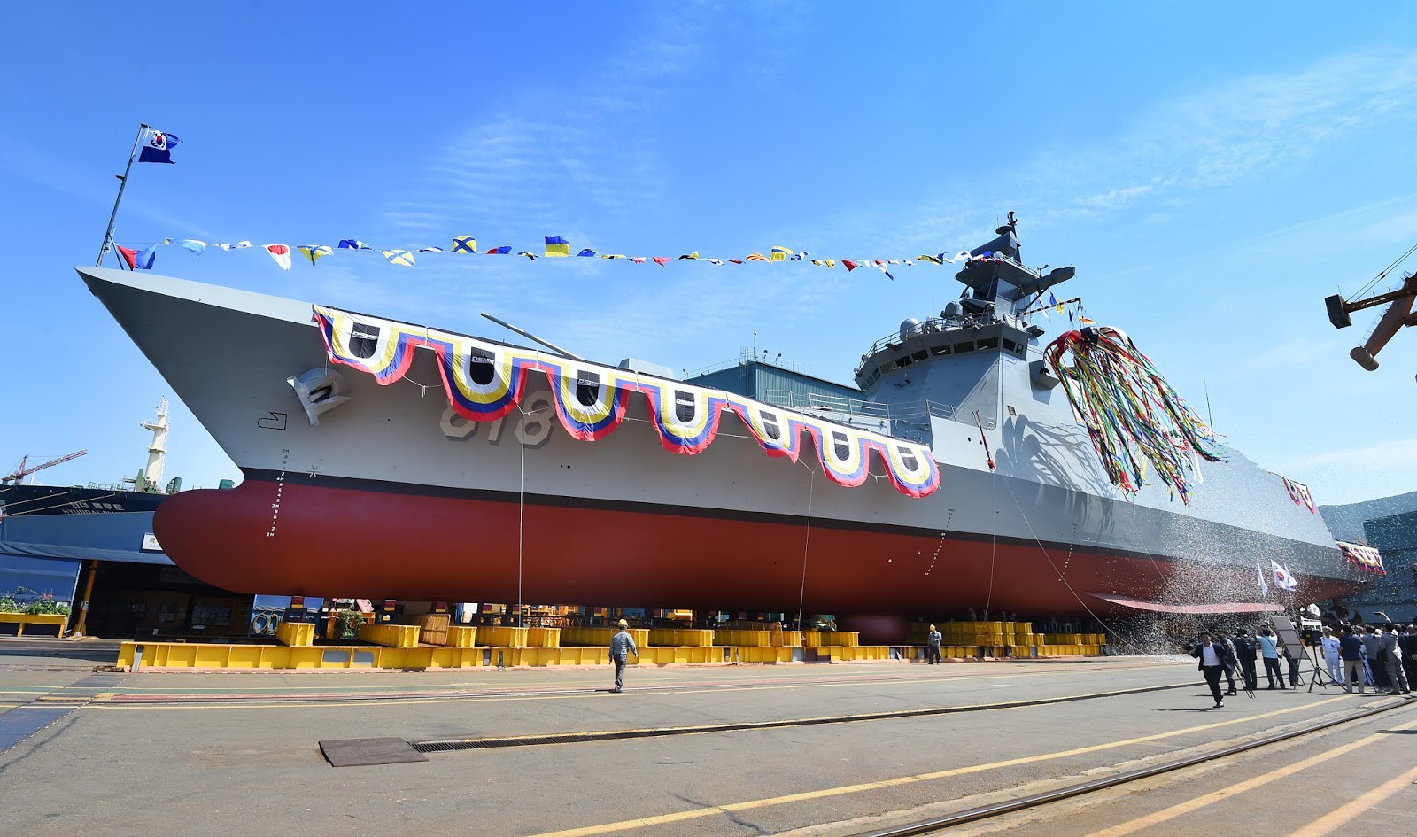 Báo Trung Quốc: Hải quân Hàn Quốc đánh Hải quân Nga dễ như... cắt rau dưa - Ảnh 1. Báo Trung Quốc: Hải quân Hàn Quốc đánh Hải quân Nga dễ như... cắt rau dưa - Ảnh 1.