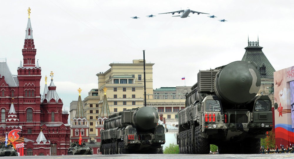 Không đàm với Lavrov thì phải gặp Shoigu: Những nắm đấm khiến các đối thủ giật mình thon thót - Ảnh 4. Không đàm với Lavrov thì phải gặp Shoigu: Những nắm đấm khiến các đối thủ giật mình thon thót - Ảnh 4.