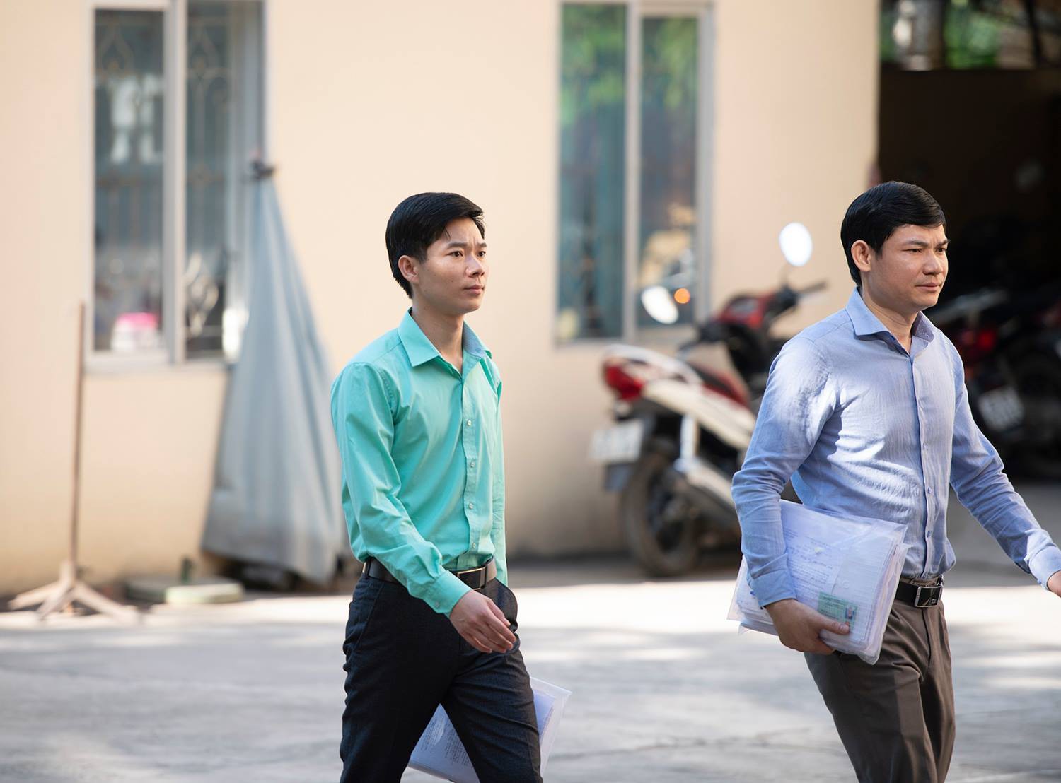 Vụ chạy thận Hòa Bình: Vì sao BS Lương lại ký tên vào y lệnh của 2 đồng nghiệp? - Ảnh 3. Vụ chạy thận Hòa Bình: Vì sao BS Lương lại ký tên vào y lệnh của 2 đồng nghiệp? - Ảnh 3.