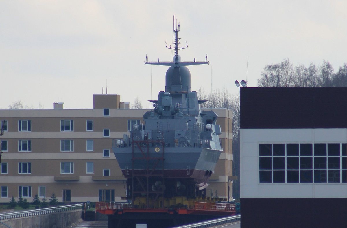 Bức ảnh hé lộ điều bất ngờ về chiến hạm tàng hình từng gây thất vọng lớn của Hải quân Nga - Ảnh 4. Bức ảnh hé lộ điều bất ngờ về chiến hạm tàng hình từng gây thất vọng lớn của Hải quân Nga - Ảnh 4.