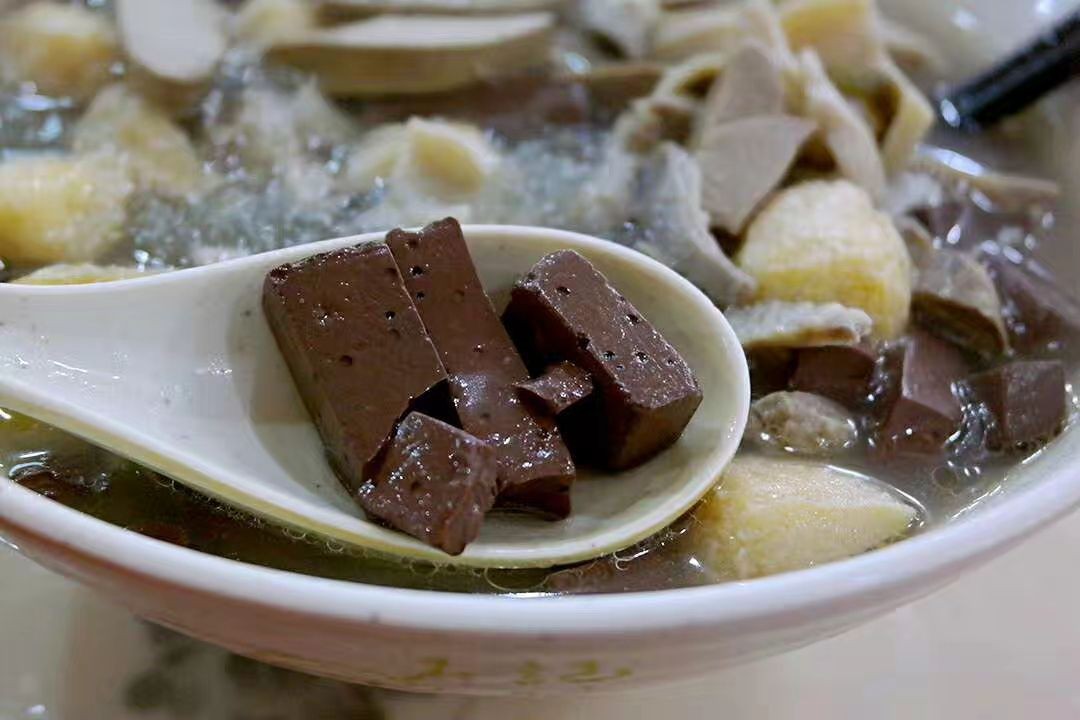 Tiết vịt có 1 dinh dưỡng cao gấp 19 lần tiết lợn: Công nhân vệ sinh tuyệt vời của cơ thể - Ảnh 3. Tiết vịt có 1 dinh dưỡng cao gấp 19 lần tiết lợn: Công nhân vệ sinh tuyệt vời của cơ thể - Ảnh 3.