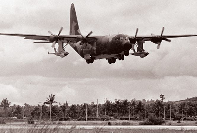 Phát bắn thần kỳ của tên lửa Việt Nam: Hạ 2 máy bay Mỹ bay cao nhất trên tầng bình lưu - Ảnh 2. Phát bắn thần kỳ của tên lửa Việt Nam: Hạ 2 máy bay Mỹ bay cao nhất trên tầng bình lưu - Ảnh 2.