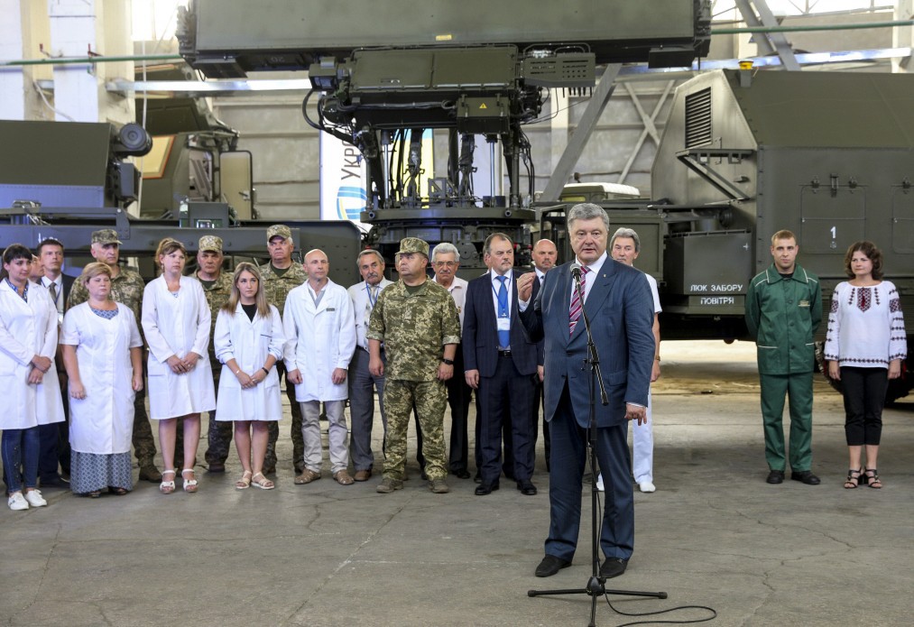 Công ty Ukraine từng chế tạo khí tài cho Việt Nam bàn giao sản phẩm mới cho 3 đơn vị - Ảnh 6. Công ty Ukraine từng chế tạo khí tài cho Việt Nam bàn giao sản phẩm mới cho 3 đơn vị - Ảnh 6.