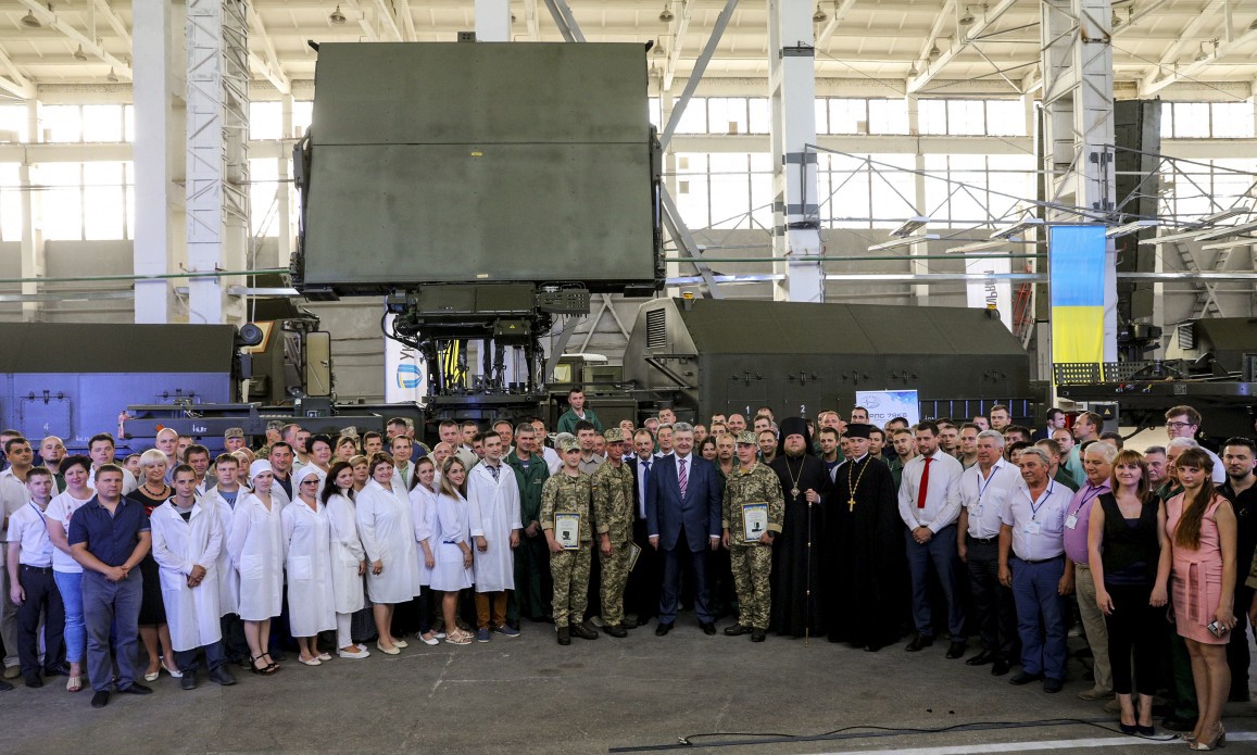 Công ty Ukraine từng chế tạo khí tài cho Việt Nam bàn giao sản phẩm mới cho 3 đơn vị - Ảnh 8. Công ty Ukraine từng chế tạo khí tài cho Việt Nam bàn giao sản phẩm mới cho 3 đơn vị - Ảnh 8.