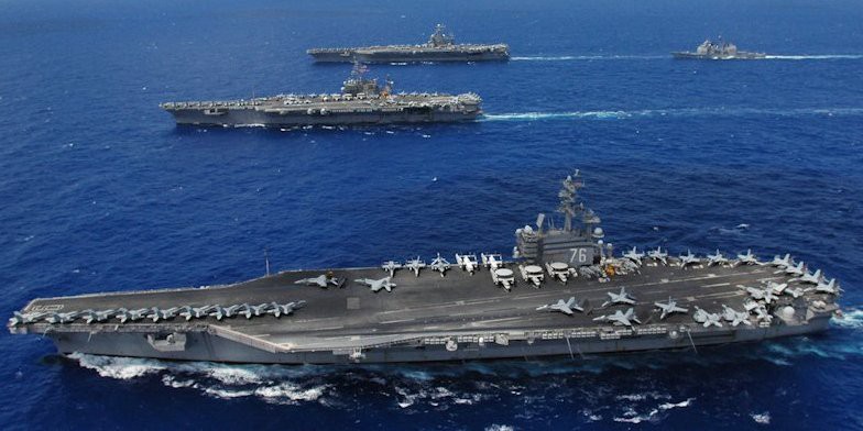 Mỹ cuống cuồng phát triển tên lửa bờ: Kẻ thù đã kéo đến trước ngõ sẵn sàng ném đá? - Ảnh 1. Mỹ cuống cuồng phát triển tên lửa bờ: Kẻ thù đã kéo đến trước ngõ sẵn sàng ném đá? - Ảnh 1.