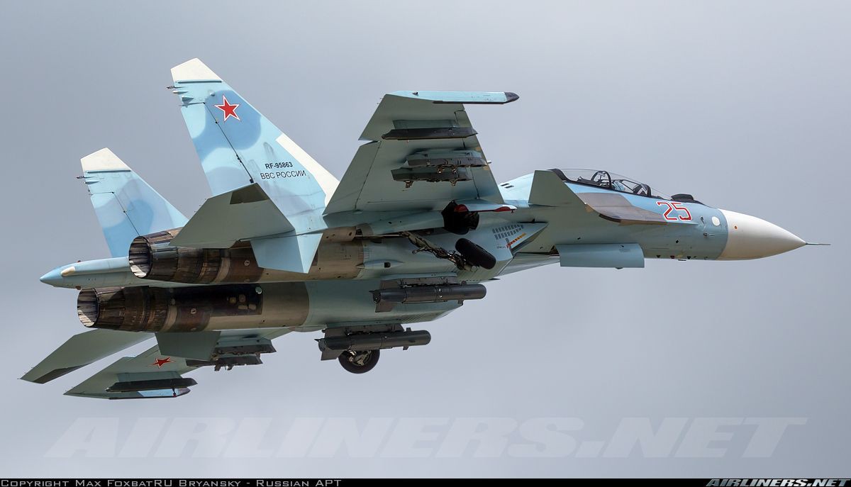 Ngạc nhiên lớn về lương phi công tiêm kích: Thu nhập bao nhiêu một năm? - Ảnh 1. Ngạc nhiên lớn về lương phi công tiêm kích: Thu nhập bao nhiêu một năm? - Ảnh 1.