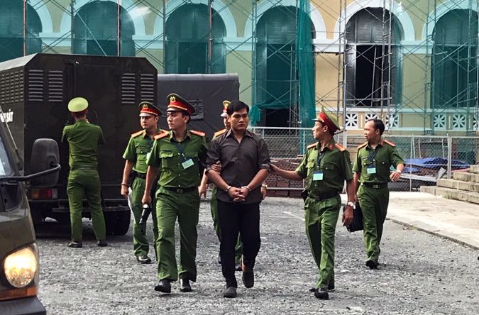 Thành viên băng khủng bố giết sạch, đốt sạch, phá sạch kêu gọi đồng bọn ăn năn hối cải - ảnh 1 Thành viên băng khủng bố giết sạch, đốt sạch, phá sạch kêu gọi đồng bọn ăn năn hối cải - Ảnh 2.