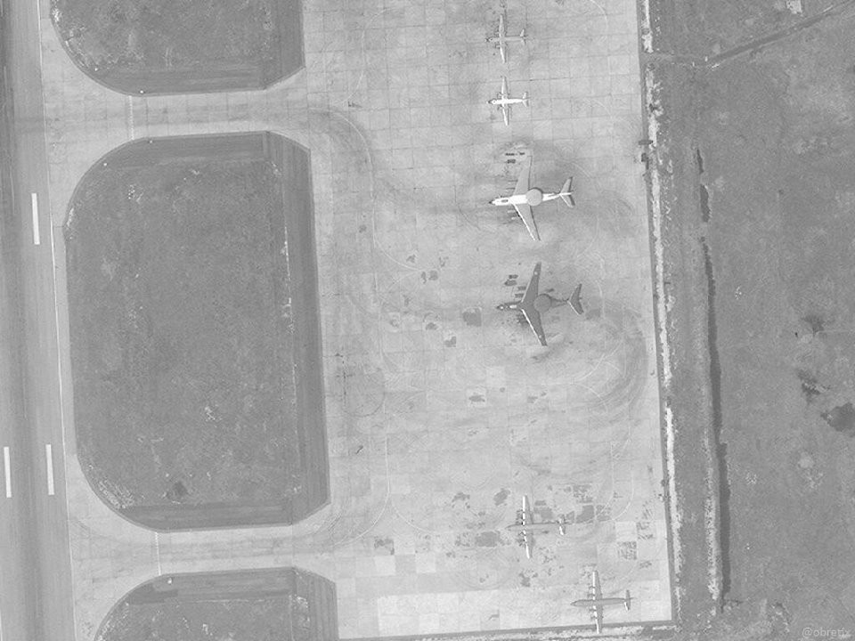 Chiến đấu cơ Nga vào tầm ngắm ở Khmeimim: Có bao nhiêu chiếc đang tung hoành tại Syria? - Ảnh 4. Chiến đấu cơ Nga vào tầm ngắm ở Khmeimim: Có bao nhiêu chiếc đang tung hoành tại Syria? - Ảnh 4.