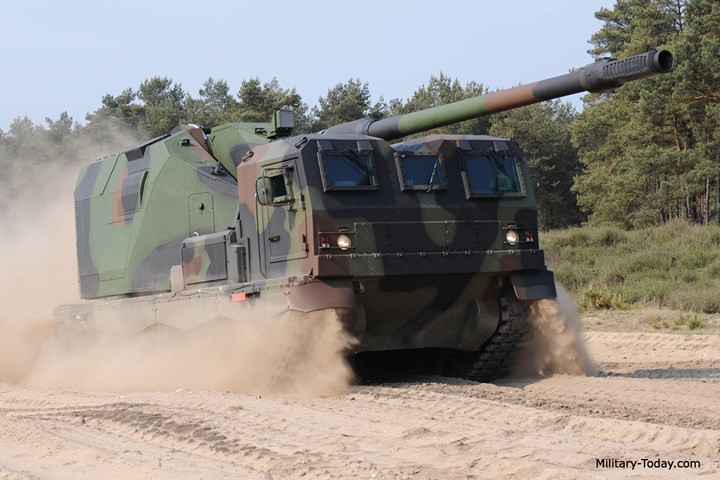 Ảnh: Sức mạnh đáng nể của pháo tự hành DONAR - Ảnh 5. Ảnh: Sức mạnh đáng nể của pháo tự hành DONAR - Ảnh 5.