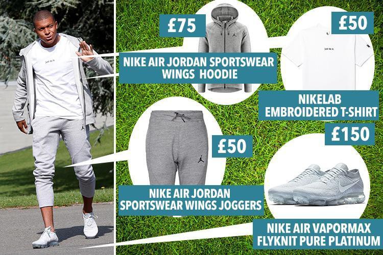 Bóc giá đồ của rich kid Mbappe: Nhà vô địch thế giới nhưng cực giản dị - Ảnh 2. Bóc giá đồ của rich kid Mbappe: Nhà vô địch thế giới nhưng cực giản dị - Ảnh 2.