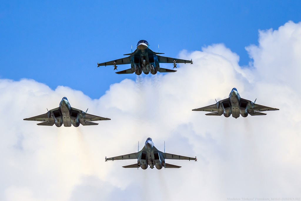 Tiêm kích tàng hình Su-57 Nga tả xung hữu đột ở Syria nhưng vẫn đi vào vết xe đổ? - Ảnh 3. Tiêm kích tàng hình Su-57 Nga tả xung hữu đột ở Syria nhưng vẫn đi vào vết xe đổ? - Ảnh 3.