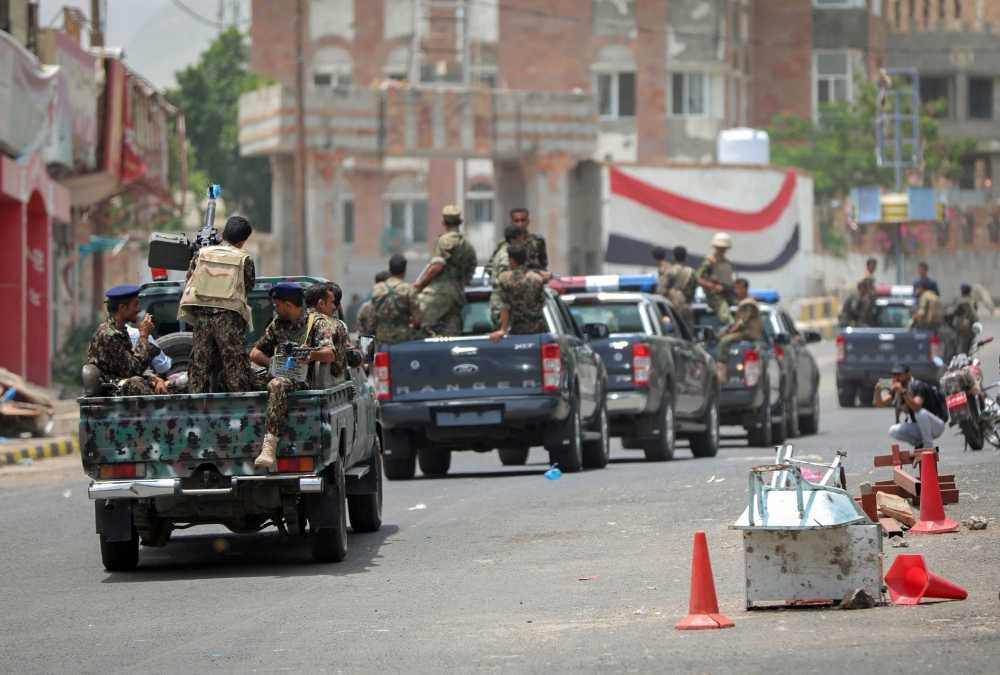 Lộ vũ khí độc liên quân Saudi Arabia: Phiến quân Houthi chạy re kèn ở Hodeidah - Ảnh 2. Lộ vũ khí độc liên quân Saudi Arabia: Phiến quân Houthi chạy re kèn ở Hodeidah - Ảnh 2.