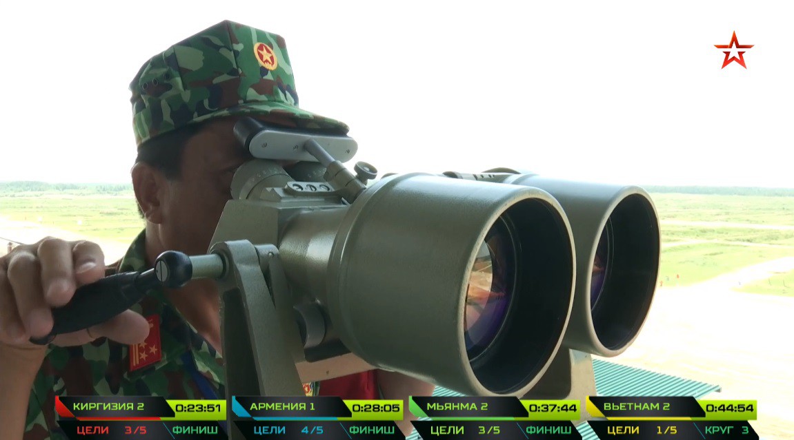 TRỰC TIẾP: Tank Biathlon 2018 - Kíp số 2 VN đấu chưa tốt, các sĩ quan khá lo lắng - Ảnh 28. TRỰC TIẾP: Tank Biathlon 2018 - Kíp số 2 VN đấu chưa tốt, các sĩ quan khá lo lắng - Ảnh 28.