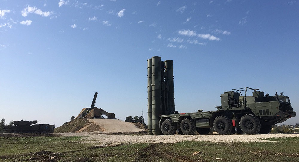 Căn cứ Hmeymim bị tập kích, đặc nhiệm Nga đổ dồn về Idlib: Đòn thù chuẩn bị giáng xuống? - Ảnh 1. Căn cứ Hmeymim bị tập kích, đặc nhiệm Nga đổ dồn về Idlib: Đòn thù chuẩn bị giáng xuống? - Ảnh 1.