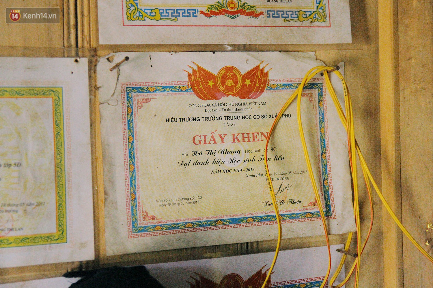 Nữ thủ khoa dân tộc Mường từng gạt nước mắt từ bỏ giảng đường: Nhờ cô giáo và mọi người, em được đi học rồi! - ảnh 7 Nữ thủ khoa dân tộc Mường từng gạt nước mắt từ bỏ giảng đường: Nhờ cô giáo và mọi người, em được đi học rồi! - Ảnh 7.