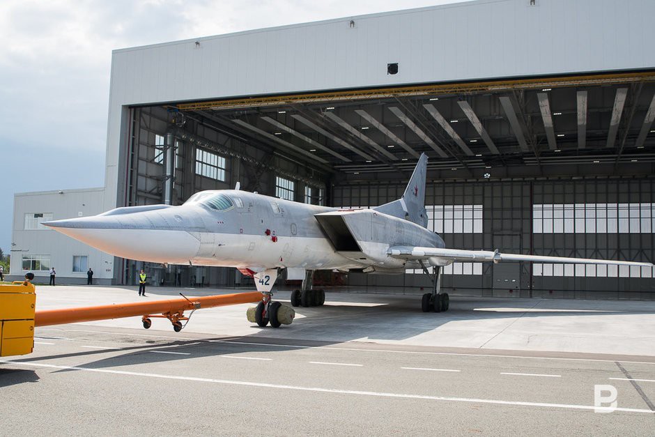 Cận ảnh oanh tạc cơ Tu-22M3M đầu tiên của Nga vừa xuất xưởng - Ảnh 6. Cận ảnh oanh tạc cơ Tu-22M3M đầu tiên của Nga vừa xuất xưởng - Ảnh 6.