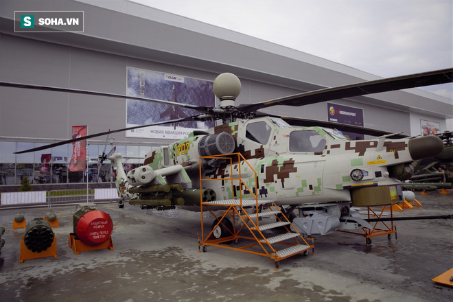 PV Việt Nam tại ARMY-2018: Muốn ôm tất cả vũ khí Nga hiện đại nhất về nước - Ảnh 10. PV Việt Nam tại ARMY-2018: Muốn ôm tất cả vũ khí Nga hiện đại nhất về nước - Ảnh 10.