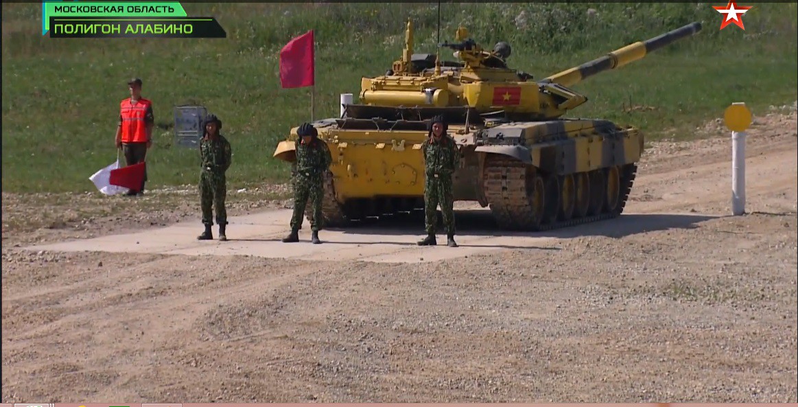 TRỰC TIẾP: Kíp xe tăng 3 Việt Nam tự phá kỷ lục Tank Biathlon 2018 - Xuất sắc chưa từng có - Ảnh 1. TRỰC TIẾP: Kíp xe tăng 3 Việt Nam tự phá kỷ lục Tank Biathlon 2018 - Xuất sắc chưa từng có - Ảnh 1.