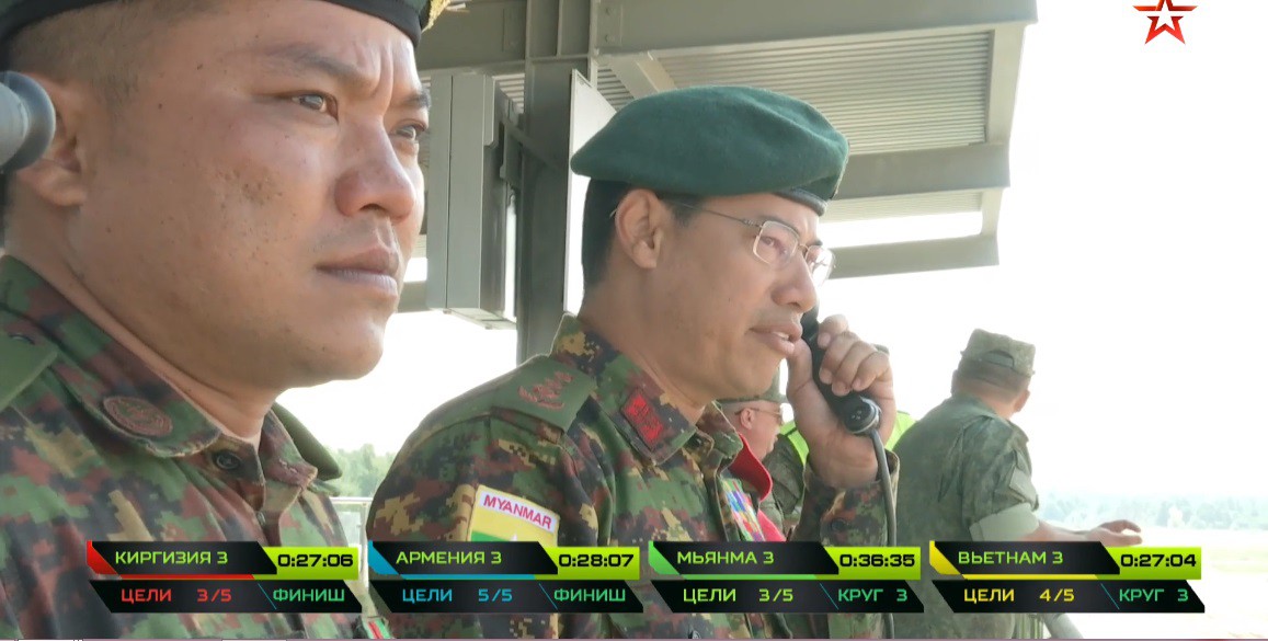 TRỰC TIẾP: Kíp xe tăng 3 Việt Nam tự phá kỷ lục Tank Biathlon 2018 - Xuất sắc chưa từng có - Ảnh 20. TRỰC TIẾP: Kíp xe tăng 3 Việt Nam tự phá kỷ lục Tank Biathlon 2018 - Xuất sắc chưa từng có - Ảnh 20.