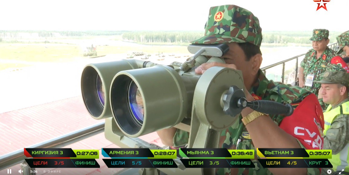 TRỰC TIẾP: Kíp xe tăng 3 Việt Nam tự phá kỷ lục Tank Biathlon 2018 - Xuất sắc chưa từng có - Ảnh 27. TRỰC TIẾP: Kíp xe tăng 3 Việt Nam tự phá kỷ lục Tank Biathlon 2018 - Xuất sắc chưa từng có - Ảnh 27.