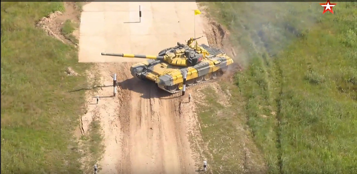 TRỰC TIẾP: Kíp xe tăng 3 Việt Nam tự phá kỷ lục Tank Biathlon 2018 - Xuất sắc chưa từng có - Ảnh 5. TRỰC TIẾP: Kíp xe tăng 3 Việt Nam tự phá kỷ lục Tank Biathlon 2018 - Xuất sắc chưa từng có - Ảnh 5.