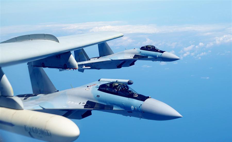 Ồn ã vũ khí mới của máy bay ném bom H-6K Trung Quốc: Nếu thật thì tàu chiến Mỹ nguy rồi! - Ảnh 3. Ồn ã vũ khí mới của máy bay ném bom H-6K Trung Quốc: Nếu thật thì tàu chiến Mỹ nguy rồi! - Ảnh 3.