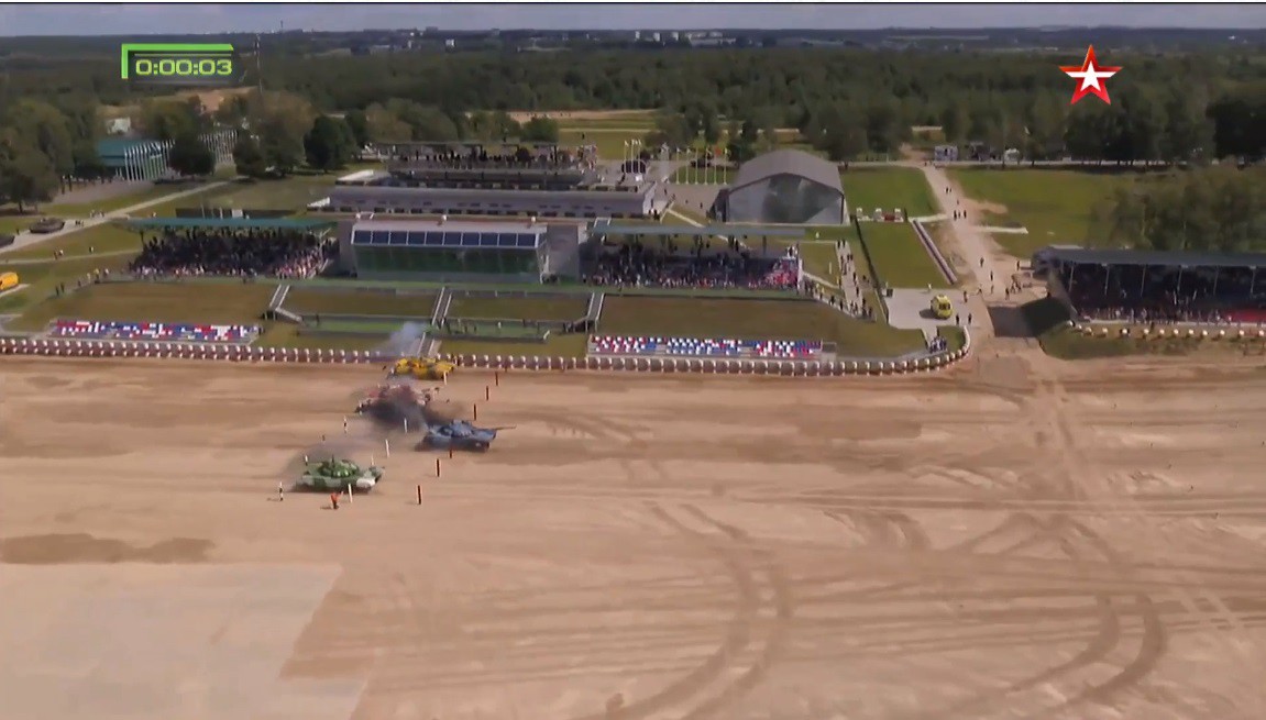 TRỰC TIẾP: Bán kết Tank Biathlon 2018-Nga đang dạy đàn em, kể cả TQ thế nào là lái tăng! - Ảnh 9. TRỰC TIẾP: Bán kết Tank Biathlon 2018-Nga đang dạy đàn em, kể cả TQ thế nào là lái tăng! - Ảnh 9.