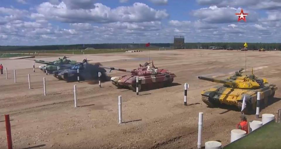 Nga có cú bứt phá thần thánh ở bán kết Tank Biathlon 2018: Nghi ăn gian, xấu mặt? - Ảnh 1. Nga có cú bứt phá thần thánh ở bán kết Tank Biathlon 2018: Nghi ăn gian, xấu mặt? - Ảnh 1.