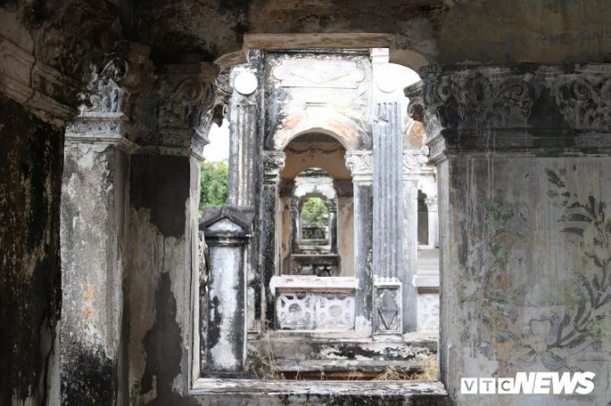 Ảnh: Khu mộ cổ đẹp như cung điện thu nhỏ ở miền Tây - Ảnh 6. Ảnh: Khu mộ cổ đẹp như cung điện thu nhỏ ở miền Tây - Ảnh 6.