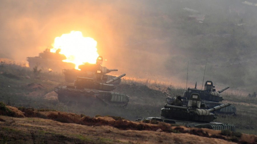 Nga tặng NATO các đặc sản quân sự ở Vostok-2018 lớn nhất lịch sử giữa lúc Syria nóng rẫy - Ảnh 3. Nga tặng NATO các đặc sản quân sự ở Vostok-2018 lớn nhất lịch sử giữa lúc Syria nóng rẫy - Ảnh 3.