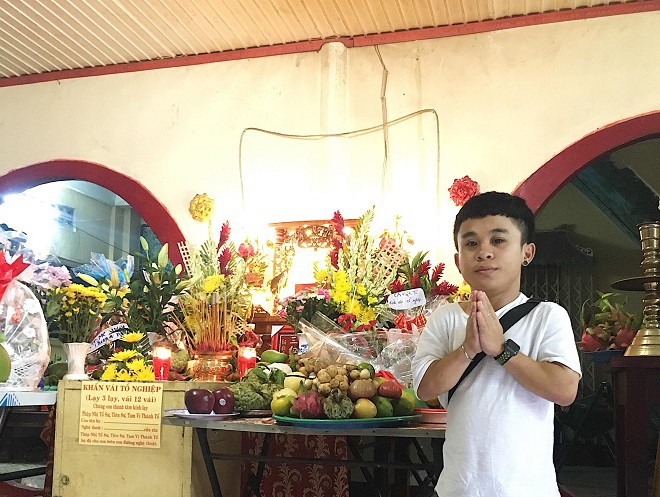 Toàn cảnh lễ giỗ Tổ ở nhà thờ của Hoài Linh và toàn Sài Gòn  - Ảnh 9.