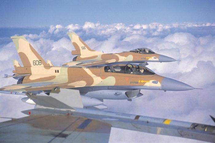 Israel đã biết cách diệt S-300, Nga-Syria đừng chủ quan khinh địch! - Ảnh 2. Israel đã biết cách diệt S-300, Nga-Syria đừng chủ quan khinh địch! - Ảnh 2.