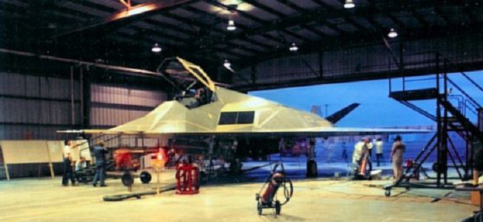 F-117: Sinh ra từ chiến tranh Việt Nam, sã cánh ở Serbia và đã yên nghỉ tại bảo tàng! - Ảnh 2. F-117: Sinh ra từ chiến tranh Việt Nam, sã cánh ở Serbia và đã yên nghỉ tại bảo tàng! - Ảnh 2.