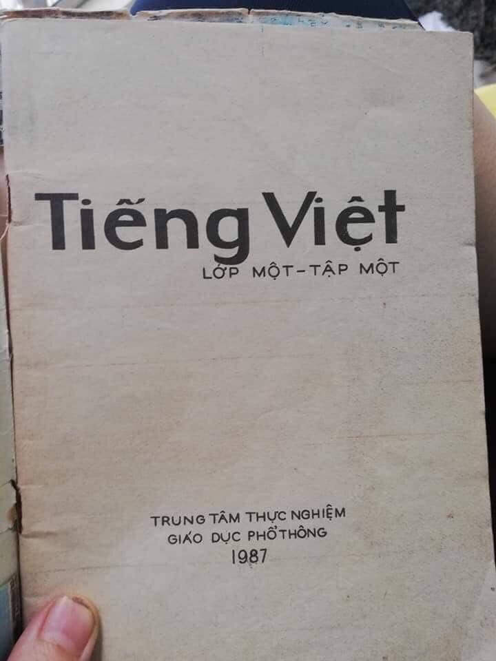 Tiếp chuyện về clip học sinh đọc thơ bằng ô vuông, tam giác: Bức xúc quá phải nói - ảnh 3 Tiếp chuyện về clip học sinh đọc thơ bằng ô vuông, tam giác: Bức xúc quá phải nói - Ảnh 3.
