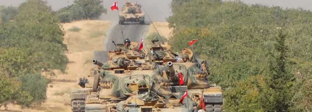 Đại cuồng phong đang đến ở Syria: Idlib nằm trong tâm bão - Nín thở chờ giờ G - Ảnh 4. Đại cuồng phong đang đến ở Syria: Idlib nằm trong tâm bão - Nín thở chờ giờ G - Ảnh 4.