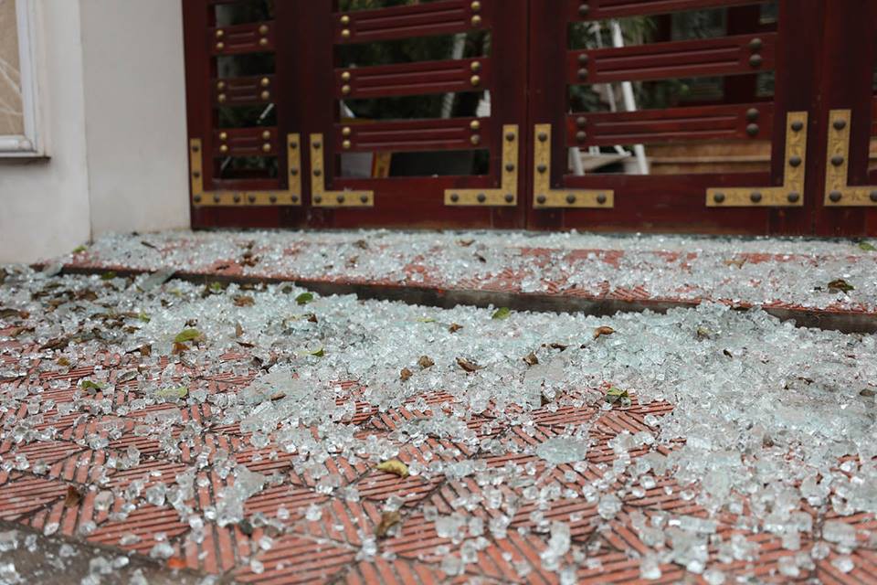 Hiện trường vụ nổ làm 2 người chết, 7 người bị thương, nhiều nhà dân bị tốc mái - Ảnh 17. Hiện trường vụ nổ làm 2 người chết, 7 người bị thương, nhiều nhà dân bị tốc mái - Ảnh 17.