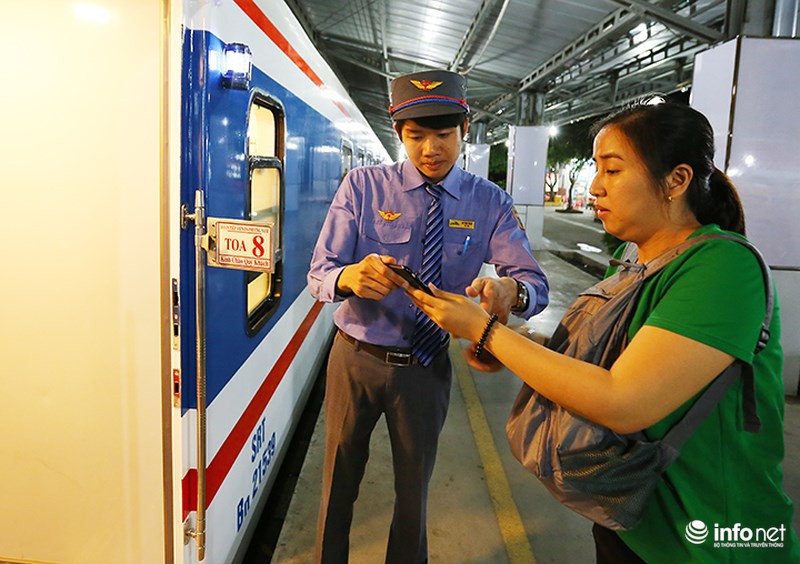 Cận cảnh đoàn tàu hỏa “chất lượng như máy bay”,  hoạt động từ 10/01/2018.