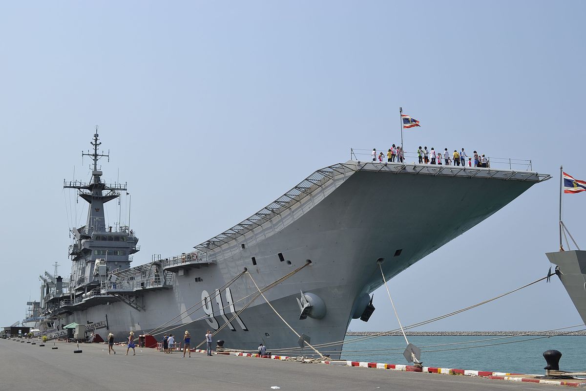 Tàu sân bay duy nhất ĐNÁ của Thái Lan chết lâm sàng: Sở hữu 2 kỷ lục thế giới? - Ảnh 3. Tàu sân bay duy nhất ĐNÁ của Thái Lan chết lâm sàng: Sở hữu 2 kỷ lục thế giới? - Ảnh 3.