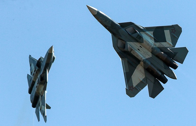 Hợp đồng tiêm kích tàng hình Su-57 thứ 2 sắp được ký: 13 chiếc chứ không phải 12 - Ảnh 1. Hợp đồng tiêm kích tàng hình Su-57 thứ 2 sắp được ký: 13 chiếc chứ không phải 12 - Ảnh 1.